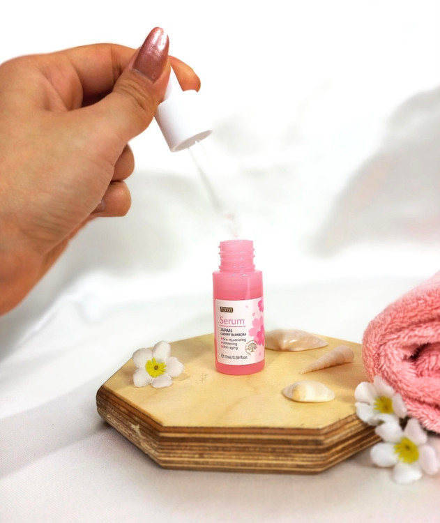 سرم شکوفه گیلاس فنی