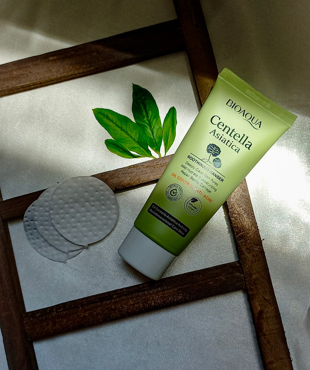 فوم شستشو سنتلا بیوآکوا