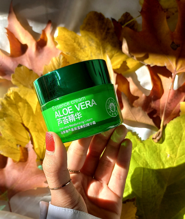 کرم مرطوب کننده آلوورا