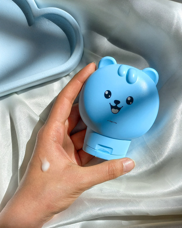 کرم دست مرطوب کننده