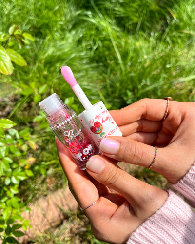 Lip oil