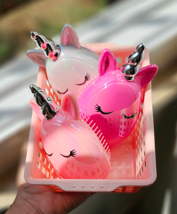 شانه سر یونیکورن