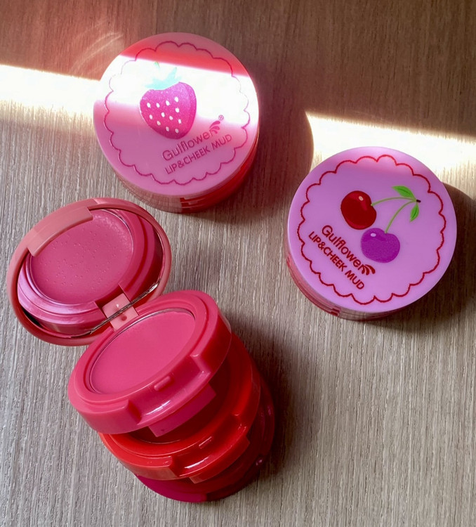 رژگونه طبقاتی sheglam