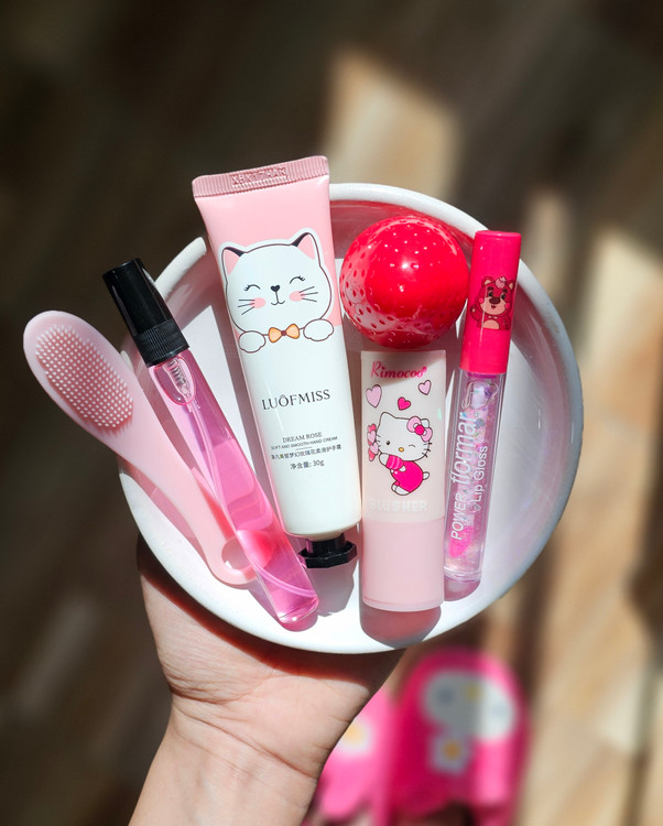 پک هدیه دخترانه