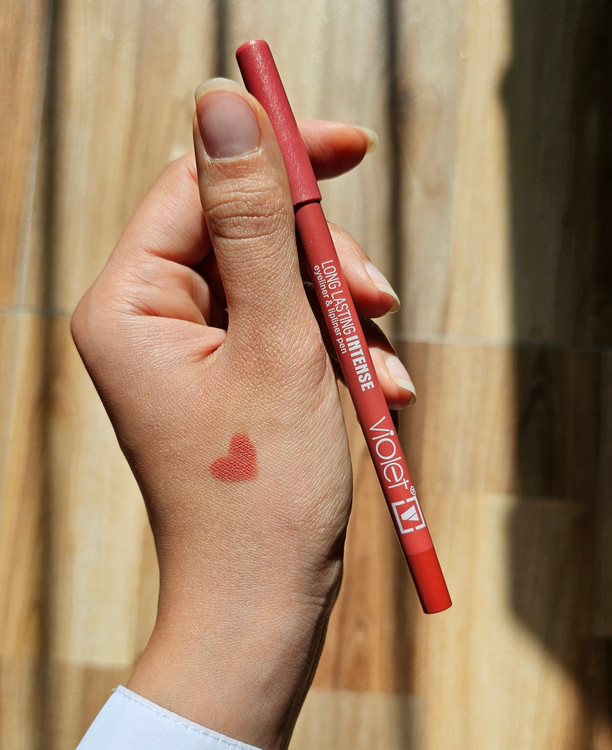 رژ لب مدادی ویولت