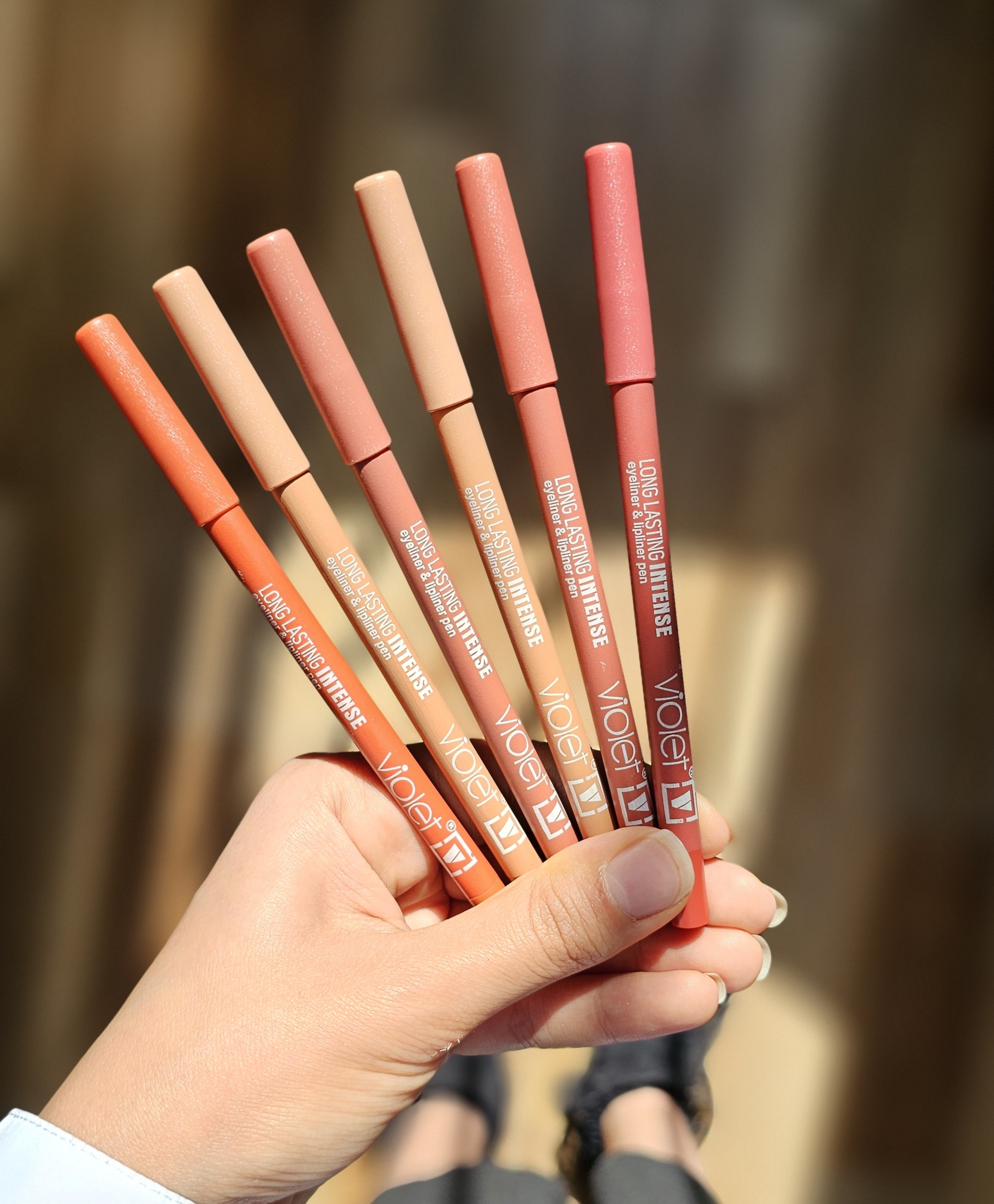 رژلب نود violet