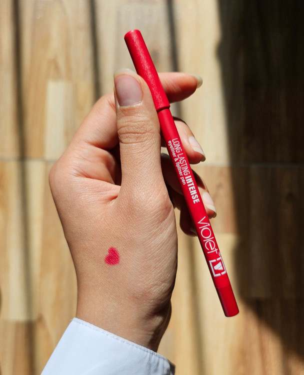 رژ لب ویولت