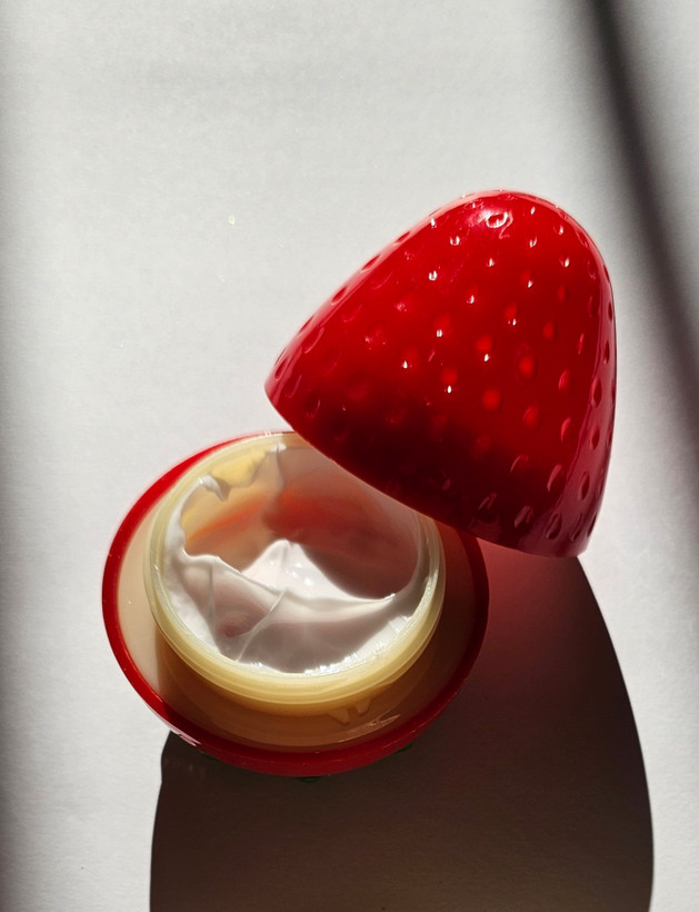 کرم مرطوب کننده دست توت فرنگی🍓