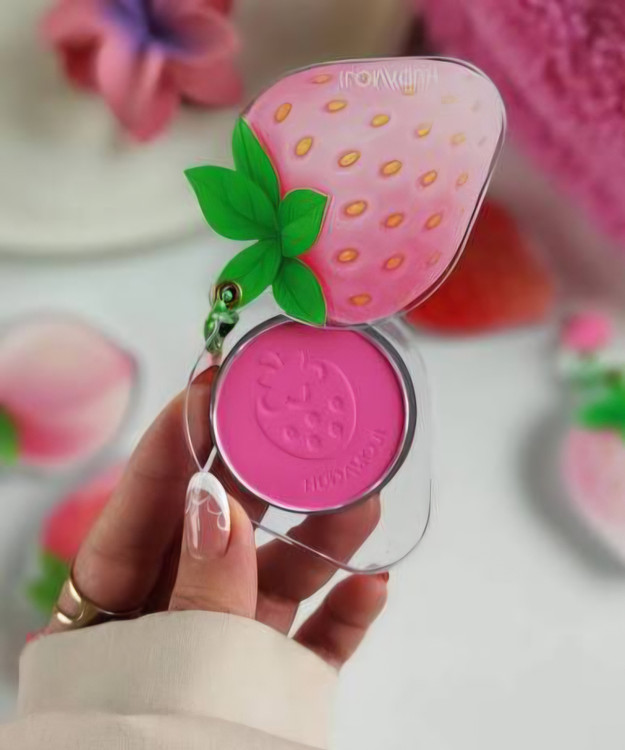 رژگونه خوشرنگ