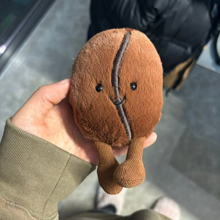 عروسک دانه قهوه