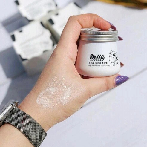 کرم مرطوب کننده شیرگاو ایباگ Ebug🥛