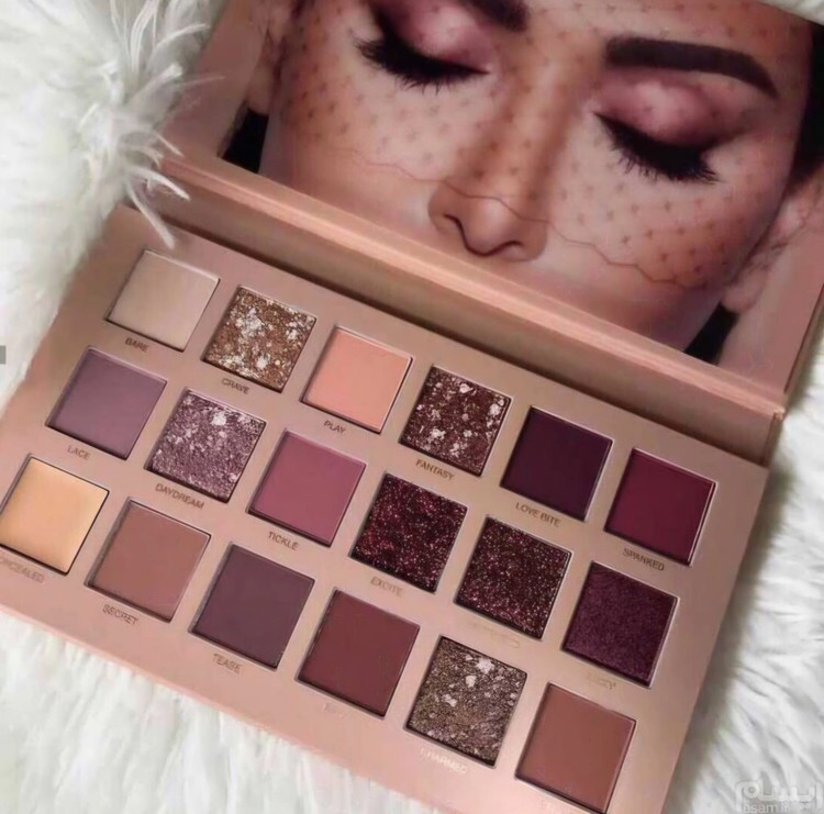 پلت سایه ۱۸ رنگ نود هدی بیوتی Huda beauty🤎