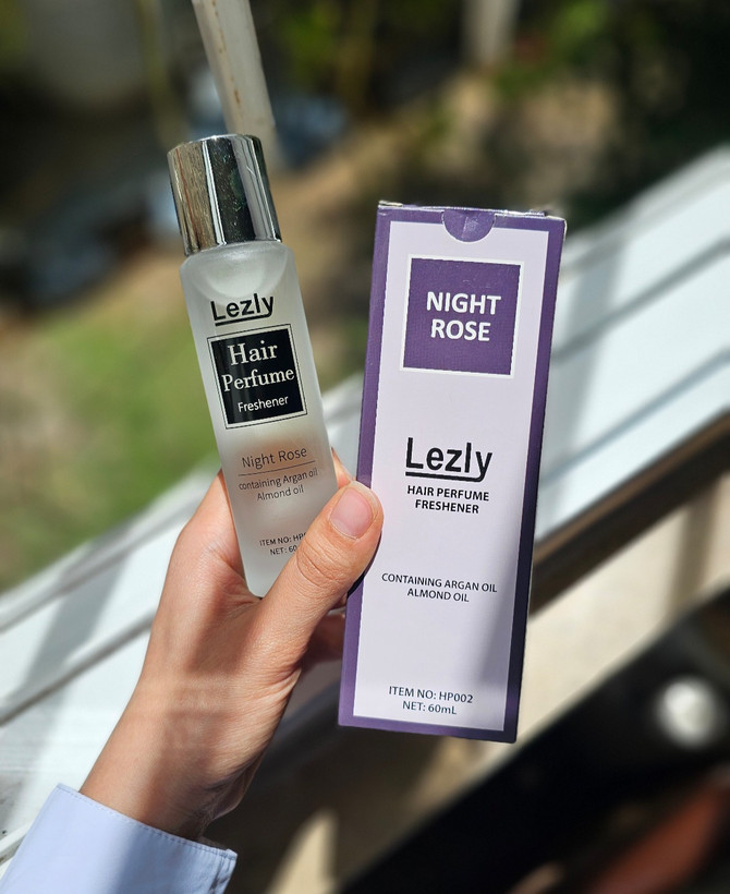 عطر مو لزلی رایحه نایت رز Night roze🥀