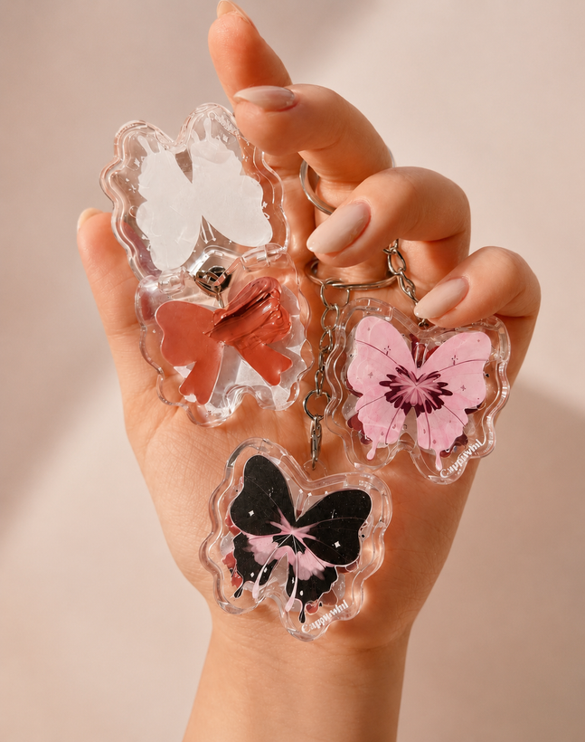 لیپ گلاس آویز دار پروانه ای🦋